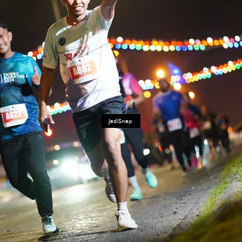 Runner Photo 4416779