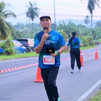 Runner Photo 4416865