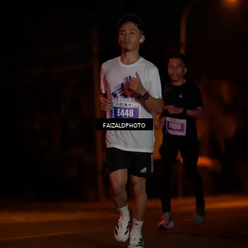 Runner Photo 4417022