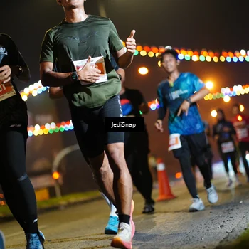 Runner Photo 4417033
