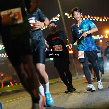 Runner Photo 4417054