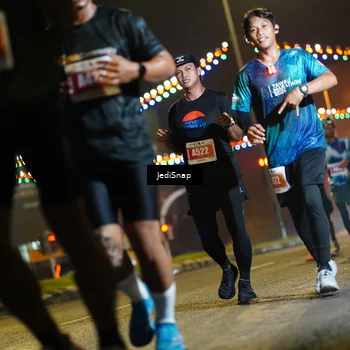 Runner Photo 4417056