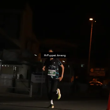 Runner Photo 4417113