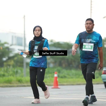 Runner Photo 4417143