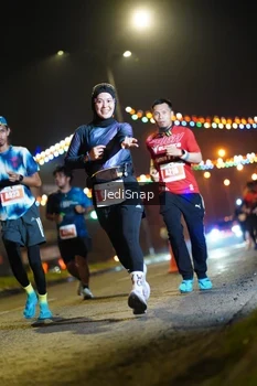 Runner Photo 4417153