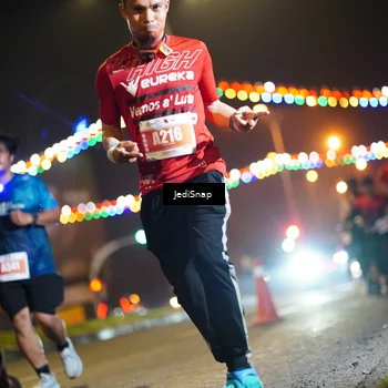 Runner Photo 4417167
