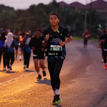 Runner Photo 4417236