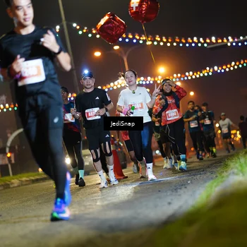 Runner Photo 4417290