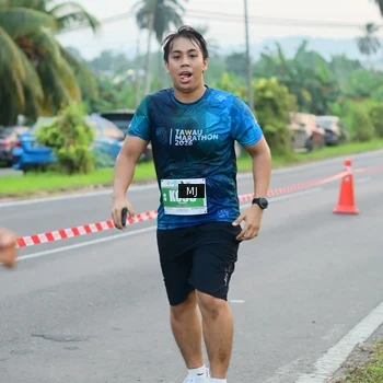 Runner Photo 4417315