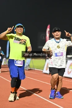 Runner Photo 4417335
