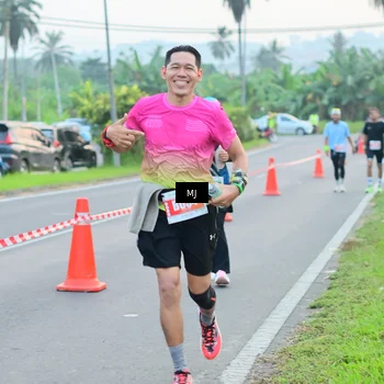 Runner Photo 4417428