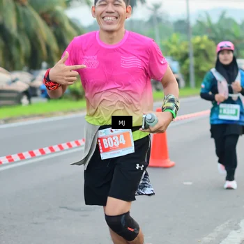 Runner Photo 4417429