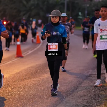 Runner Photo 4417433
