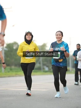 Runner Photo 4417436
