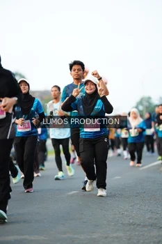 Runner Photo 4417459