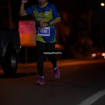 Runner Photo 4417481