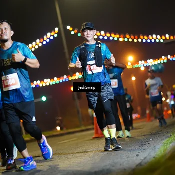 Runner Photo 4417509