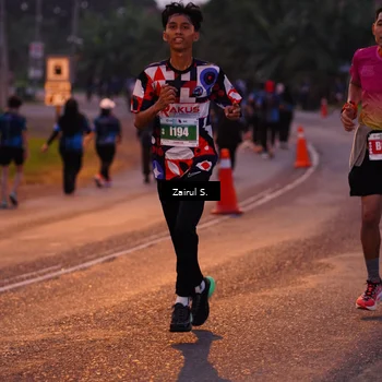 Runner Photo 4417510