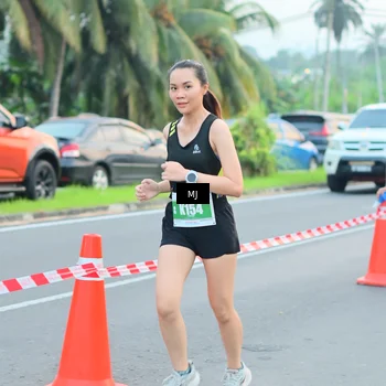 Runner Photo 4417542