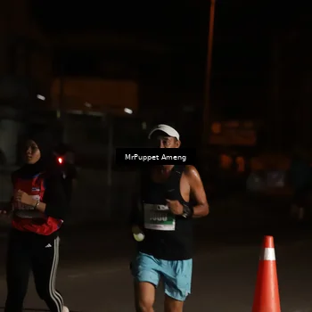 Runner Photo 4417561