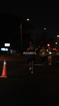 Runner Photo 4417576