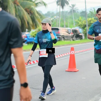 Runner Photo 4417621