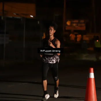 Runner Photo 4417635