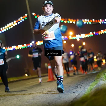 Runner Photo 4417641