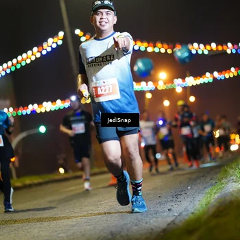 Runner Photo 4417645