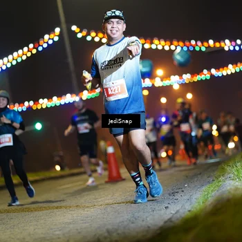 Runner Photo 4417650