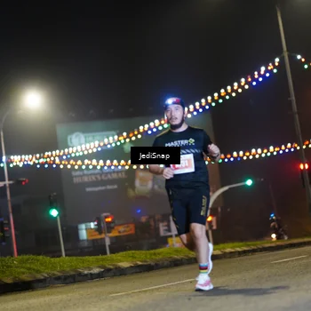 Runner Photo 4417708