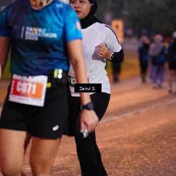 Runner Photo 4417724