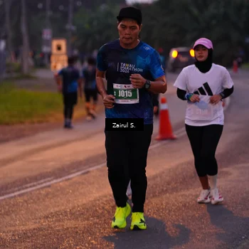 Runner Photo 4417748