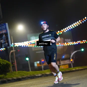 Runner Photo 4417756