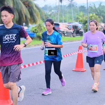 Runner Photo 4417770