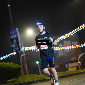 Runner Photo 4417773