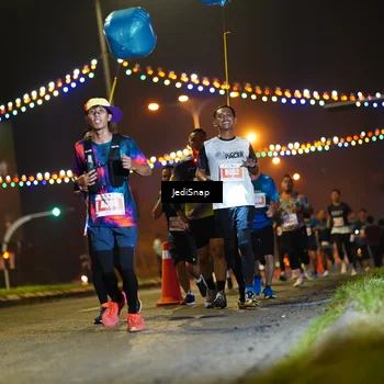 Runner Photo 4417794