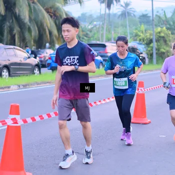 Runner Photo 4417795