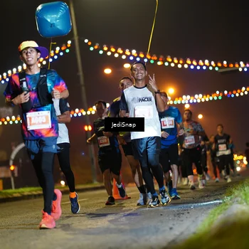 Runner Photo 4417844