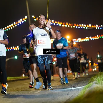 Runner Photo 4417855