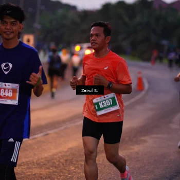 Runner Photo 4417971