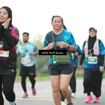 Runner Photo 4417973