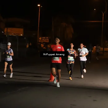 Runner Photo 4417981