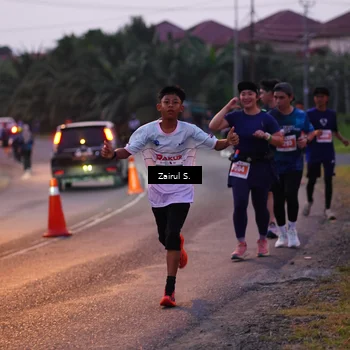 Runner Photo 4417997