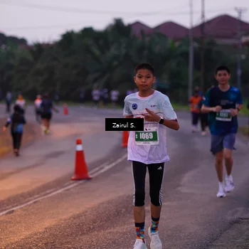 Runner Photo 4418013
