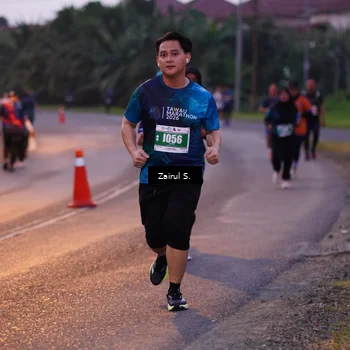 Runner Photo 4418077
