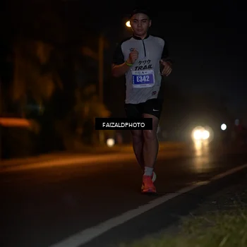 Runner Photo 4418079