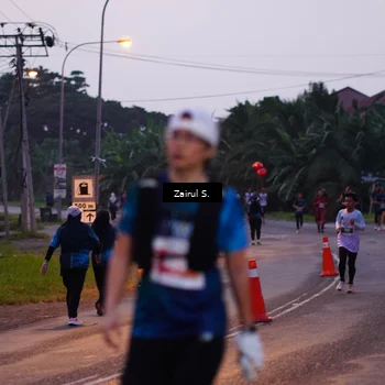 Runner Photo 4418255