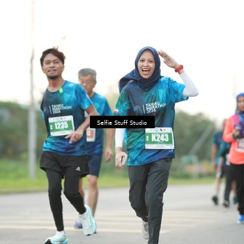 Runner Photo 4418273