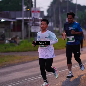 Runner Photo 4418307